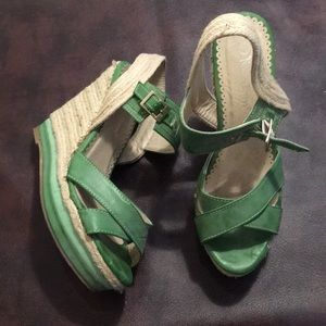 Nature Breeze Green Wedges